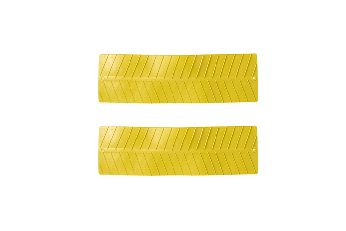 Set mit zwei ProPlus Grip System Anti-Rutsch-Radmatten 740x225mm