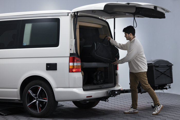 Towbox Camper Alpha schwarze LED (kurz) - Heckträgerbox