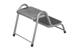 ProPlus 360829V01 Zweistufen-Trittstufe für einen 150 kg schweren Wohnwagenanhänger