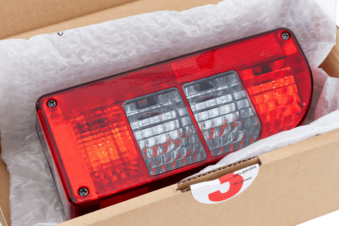 Atera prawa tylna lampa Strada Sport 022627